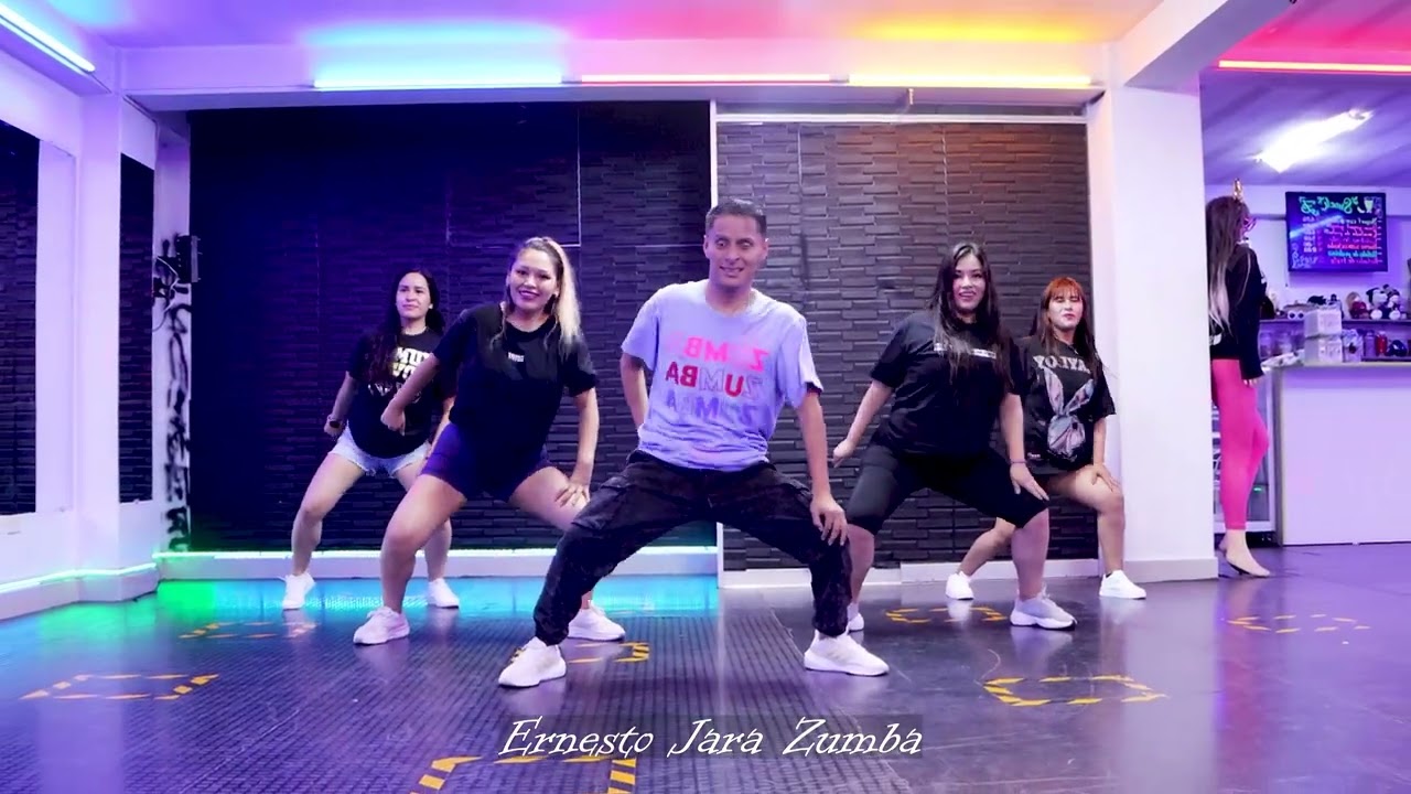 LA MuDANZA - @BadBunnyPR  | Zumba® |Coreografía | Ernesto Jara