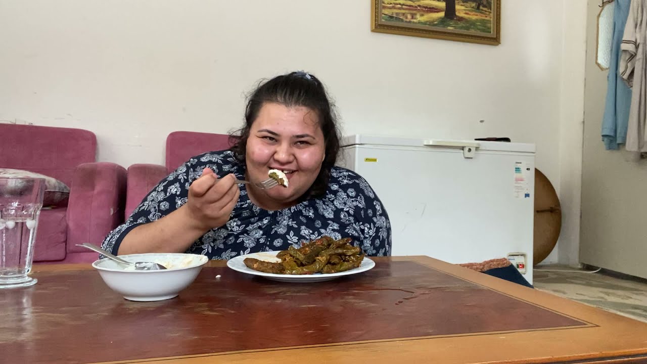 Sarma Mukbang - Neden Gülmüyorum? - Aşırı Kıskanç ve Duygusal biri