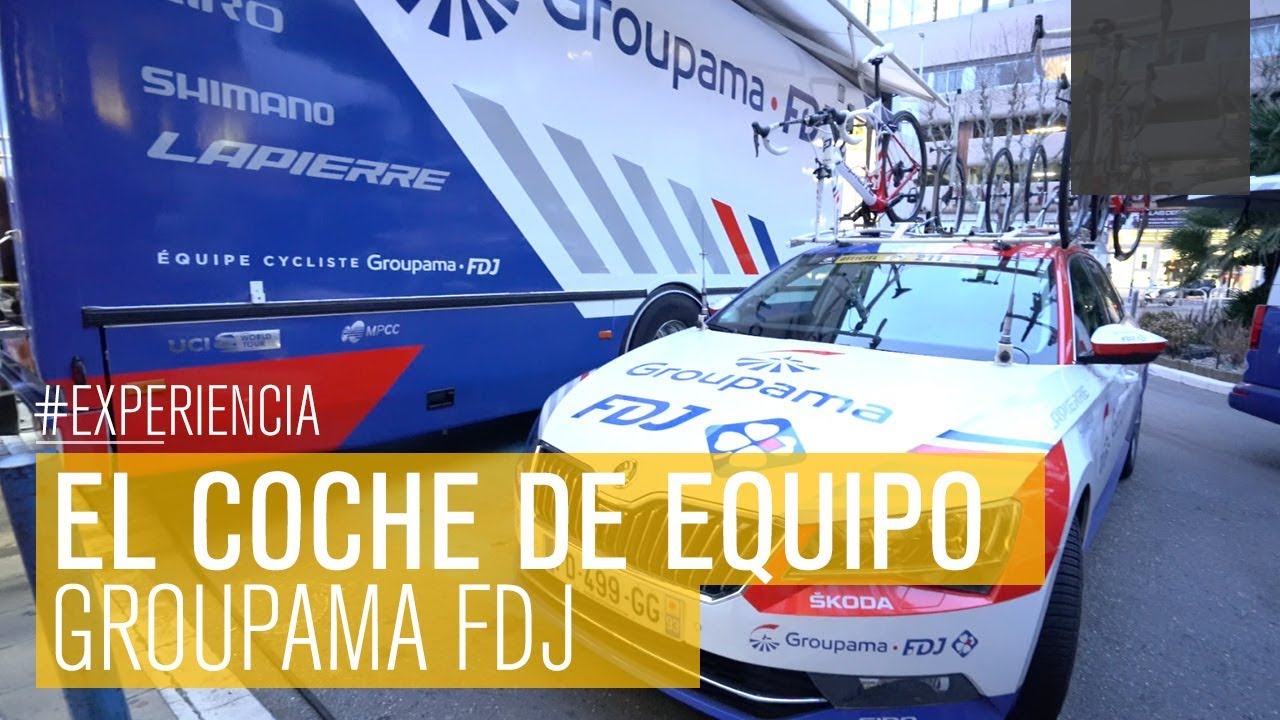 Os enseñamos el coche de equipo de un equipo ciclista profesional ¡Una auténtica oficina móvil!