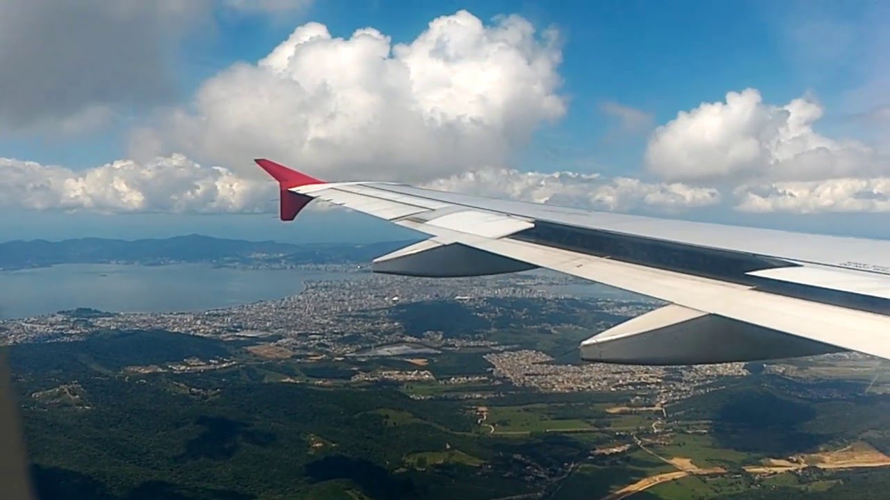 Aproximação e Aterrisagem Airbus A320 TAM em Florianópolis!!!!