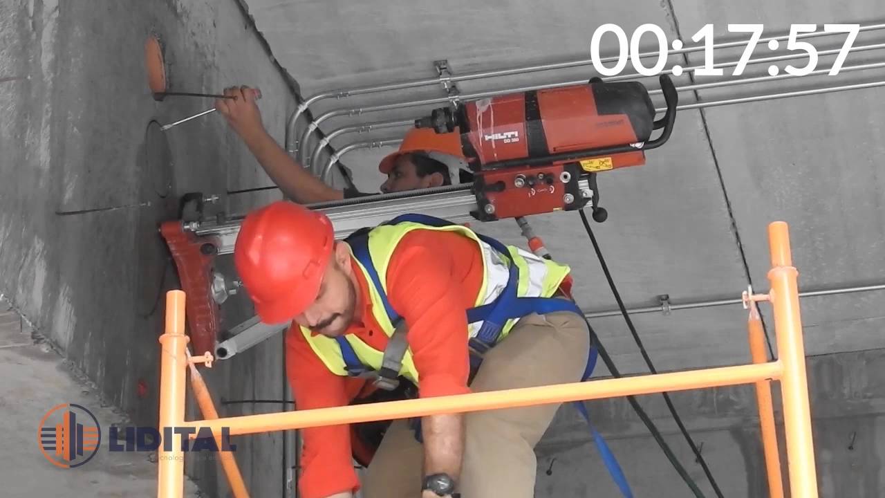 Perforacion en viga con equipo de diamante Hilti DD350