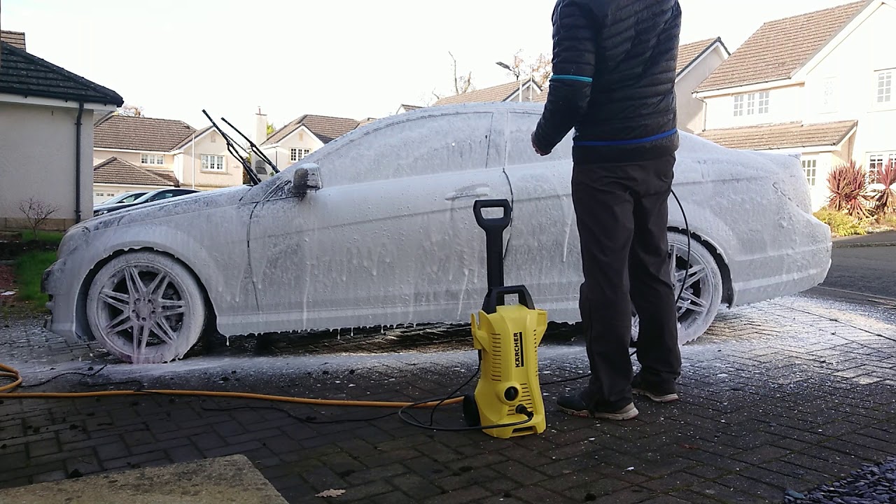 Autoglym Polar Blast snow foam.