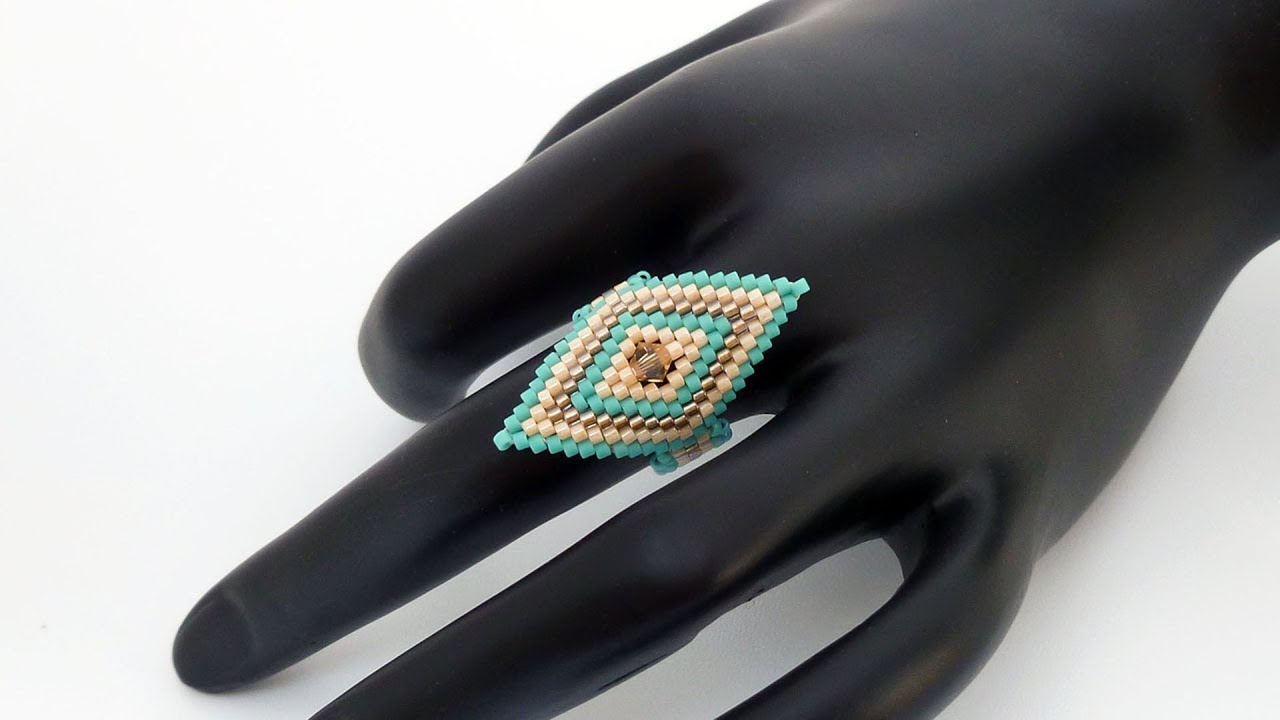 TheHeartBeading: Brick Stitch Ring Tutorial (no sound)