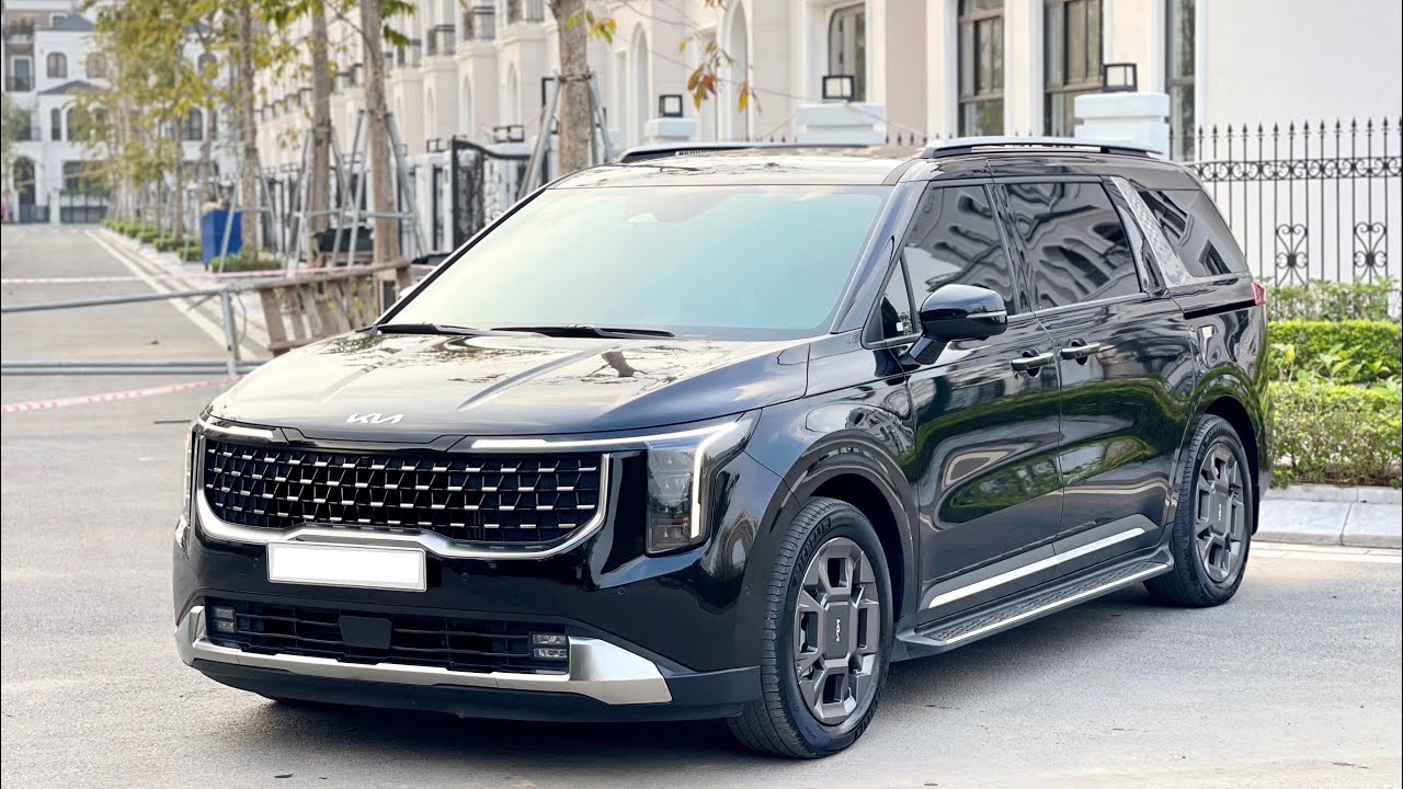 KIA CARNIVAL HEV SẢN XUẤT 2025 SIÊU LƯỚT 19.000KM #kia #carnival . LH: 0926.984.222