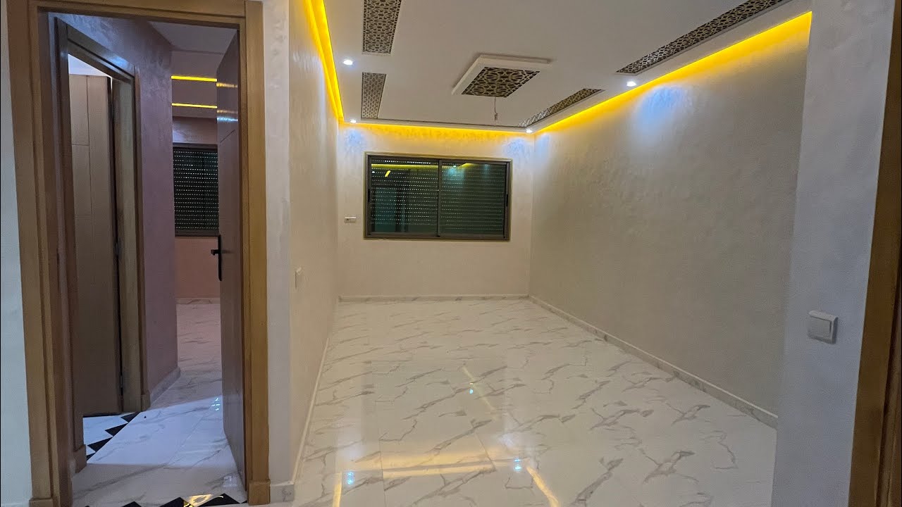 واحد شقة رائعة 😍في حي الورود سيدي معروف عين الشق 84 متر 0606055310