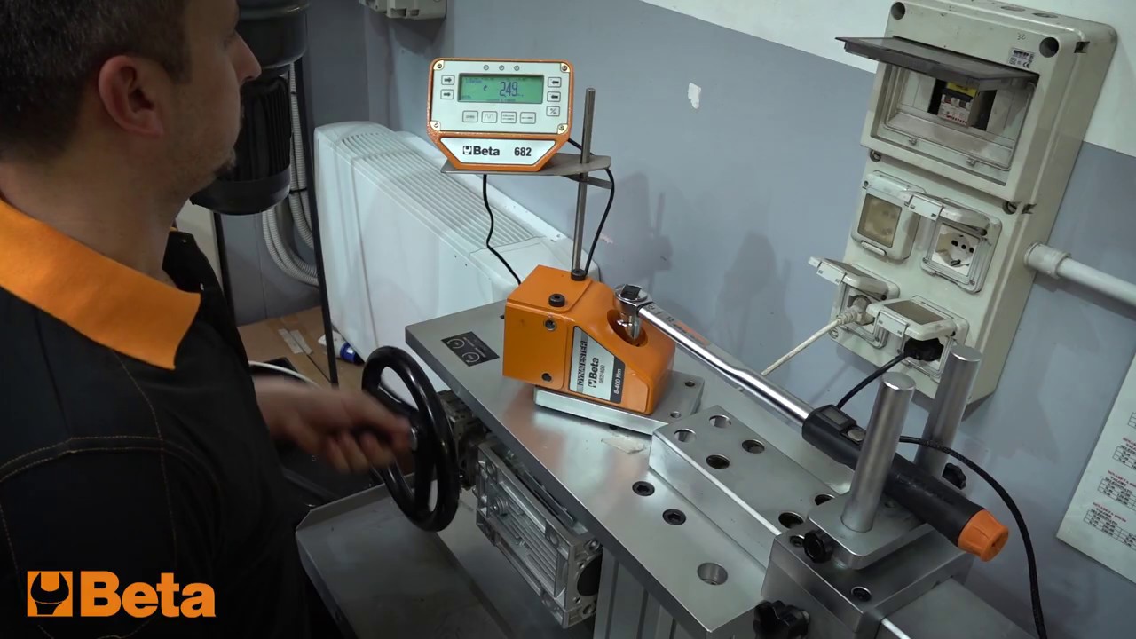 665 - Chiave dinamometrica a lettura digitale / Torque wrench with digital setting