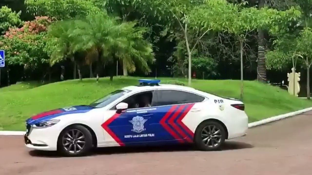 Iringan Mobil Polisi | Pengawalan VVIP | Mantap