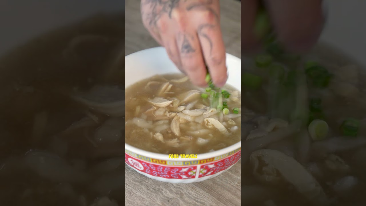 khao piak sen is one of my favorite noodle soups of all time