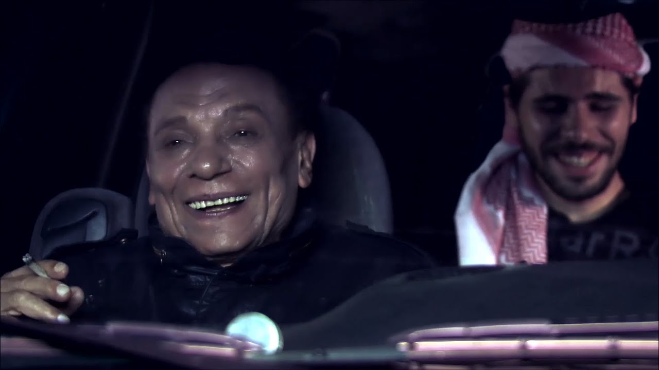 😎😂😂ميفوتكش الزعيم و هو محشش و مش دريان بيقول إيه 🤣🤣مفيش في خفة دمه