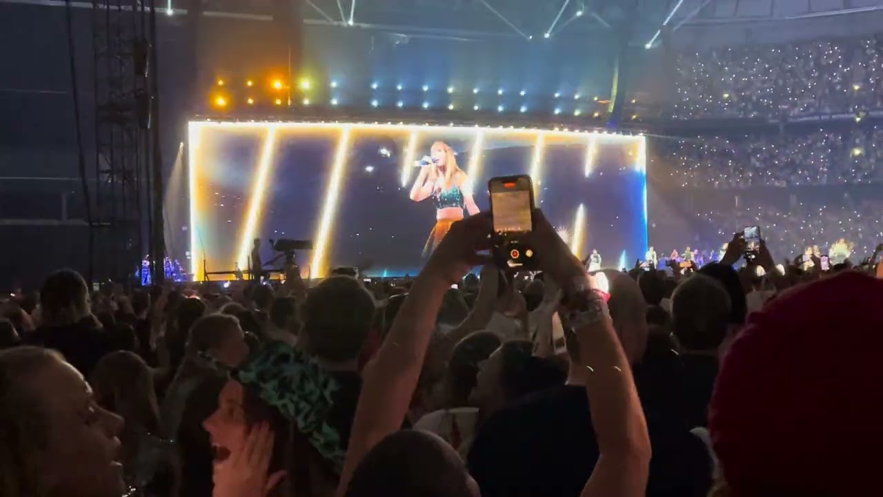 Taylor Swift - Shake It Off (The Eras Tour @FriendsArena, Stockholm, May 2024)
