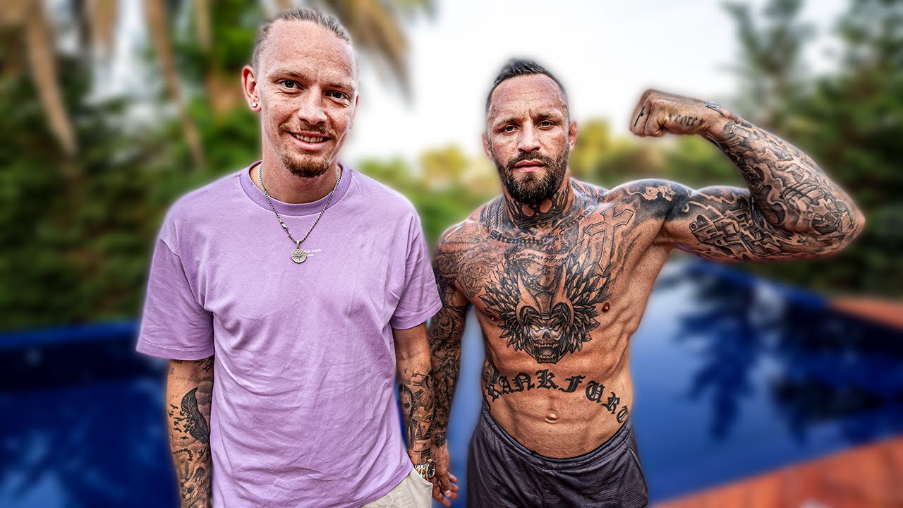 Ibiza aufmischen mit Ganoven und Fußballspielern