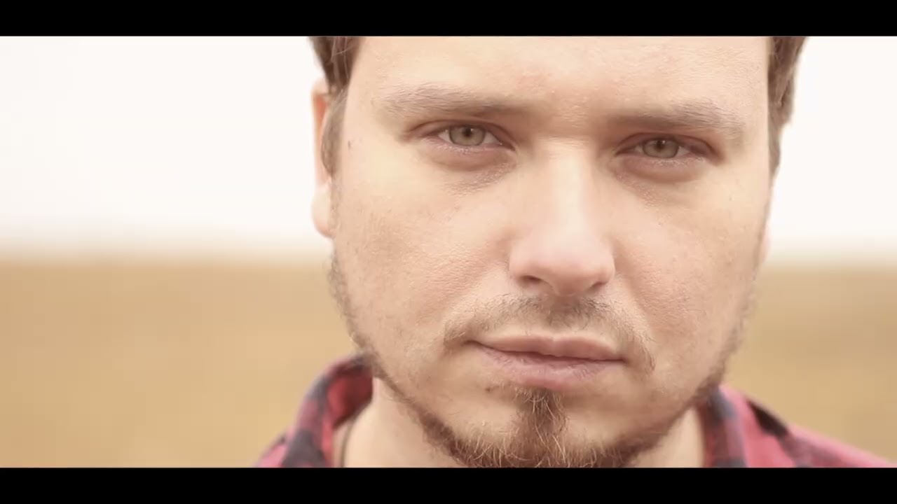 Max Velychko - Alone In The Field