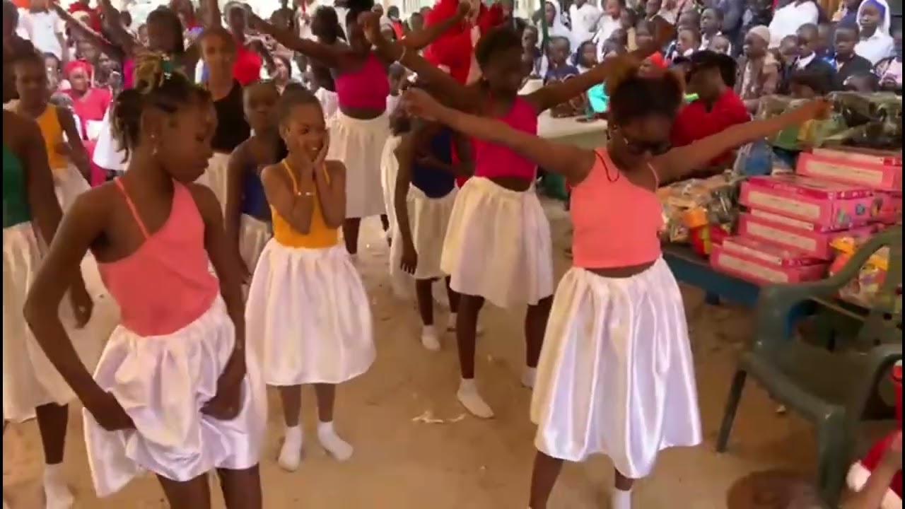 Pom Pom Girls  kids  kingdom Saint Vallier (Malika)