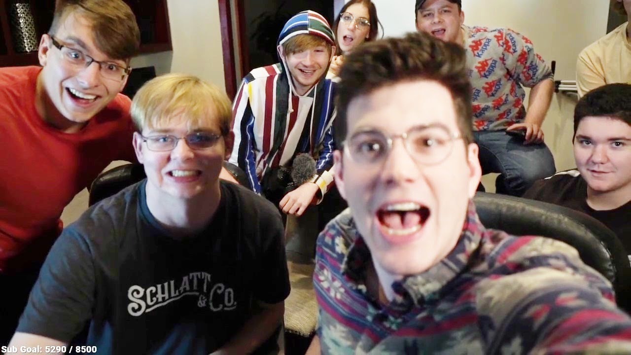 Lunch Club (goop) laughing at everything for 10 minutes