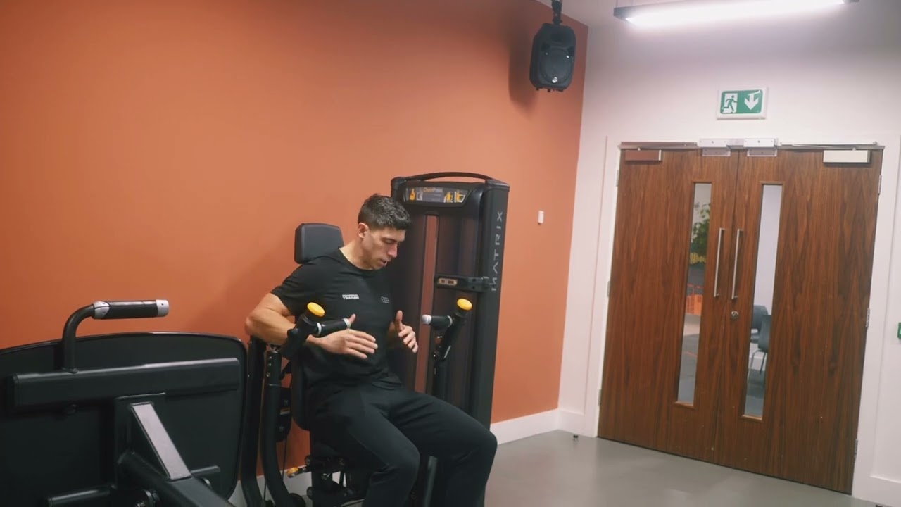 Matrix Versa - Chest Press