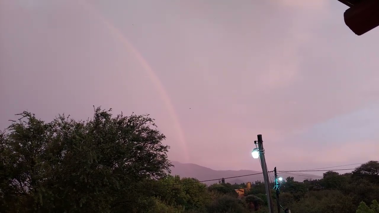 Uritorco ( EN VIVO ) Témporal, viento, lluvia y arco iris.amniz #aliens 