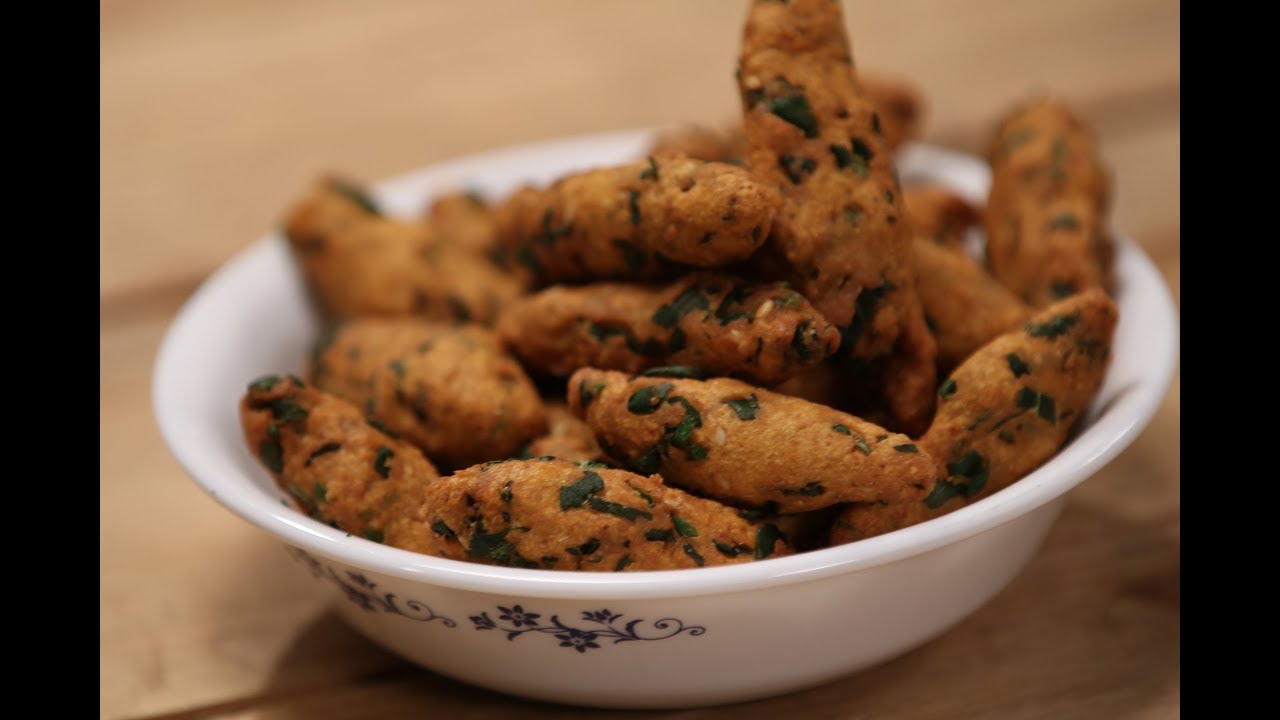 Methi Muthiya | 5 Best Gujarati Snacks | Chef Anupa | Sanjeev Kapoor Khazana