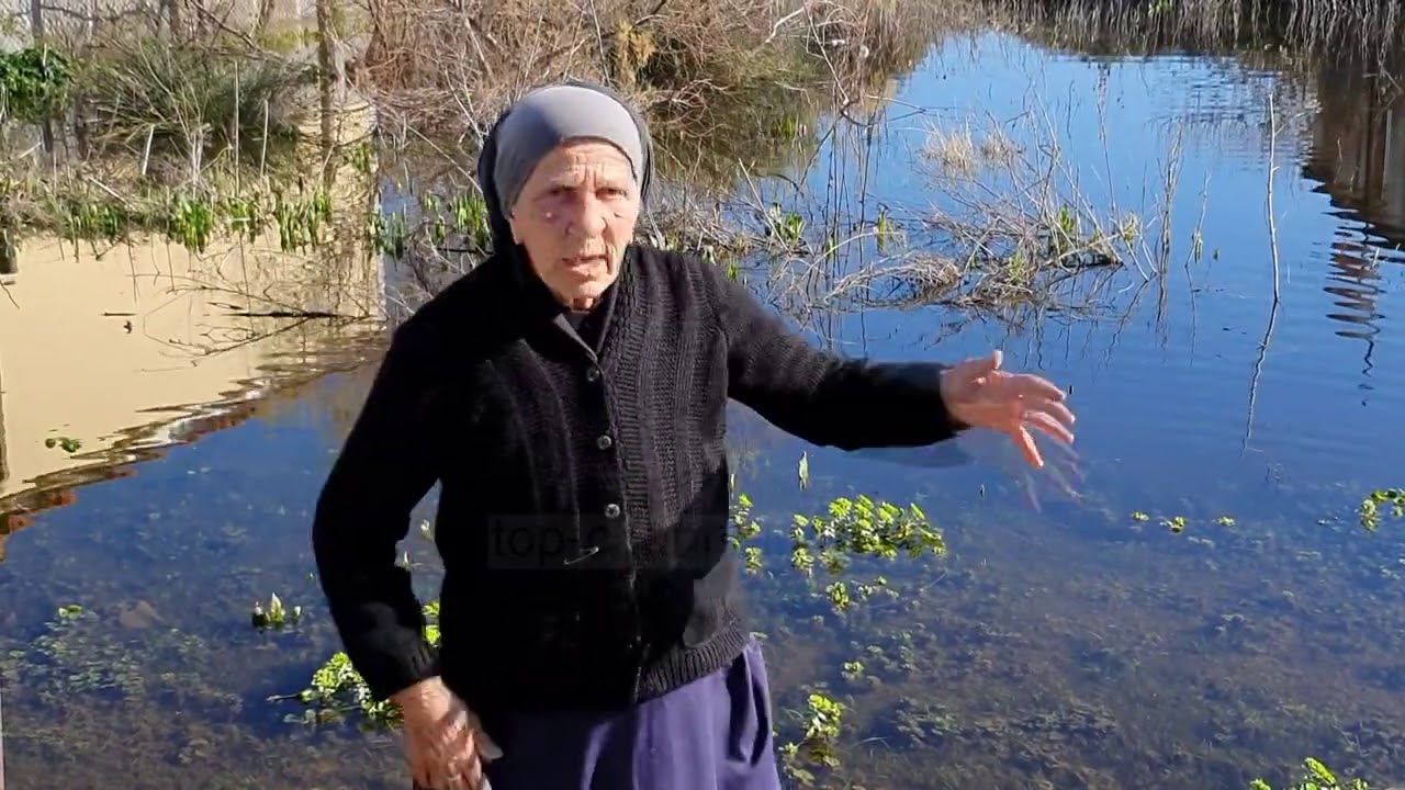 Vlorë/ Mbi 30 banesa në Nartë nën ‘pushtetin’ e ujit, prej më shumë se një muaj
