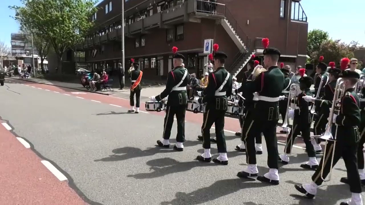 Junioren DVS Katwijk tijdens Bevrijdingsparade 2025 Katwijk aan Zee