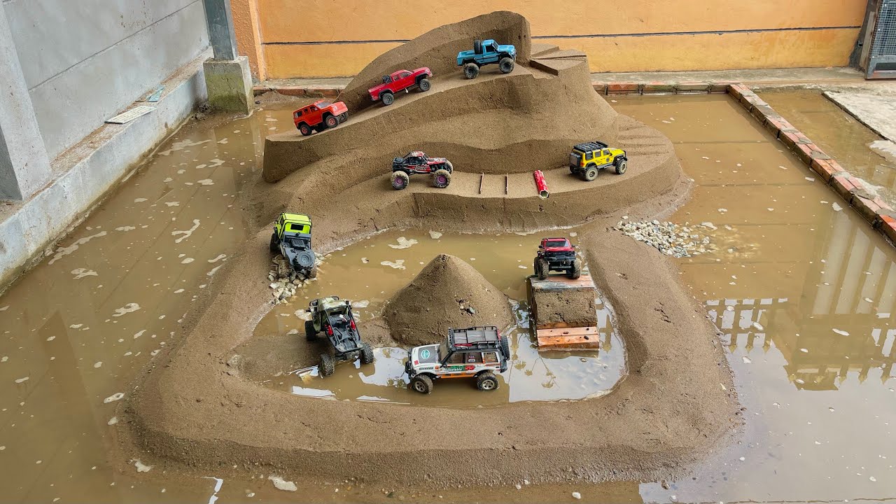 🏆 RC Cars vs EXTREME Mud Mountain Challenge! Can Any Reach the Top?