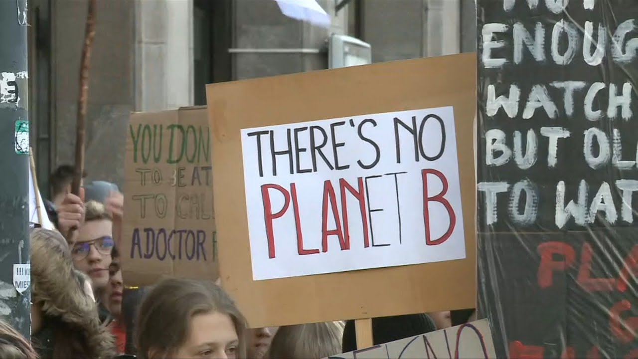 Fridays for Future: Climate strike in the Polish capital | AFP