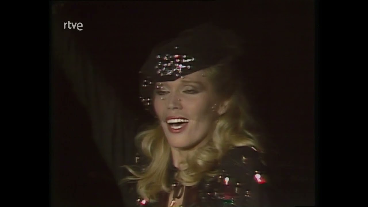 1979.02.10 AMANDA LEAR Run baby run, Lili Marleen, Fashion pack APLAUSO