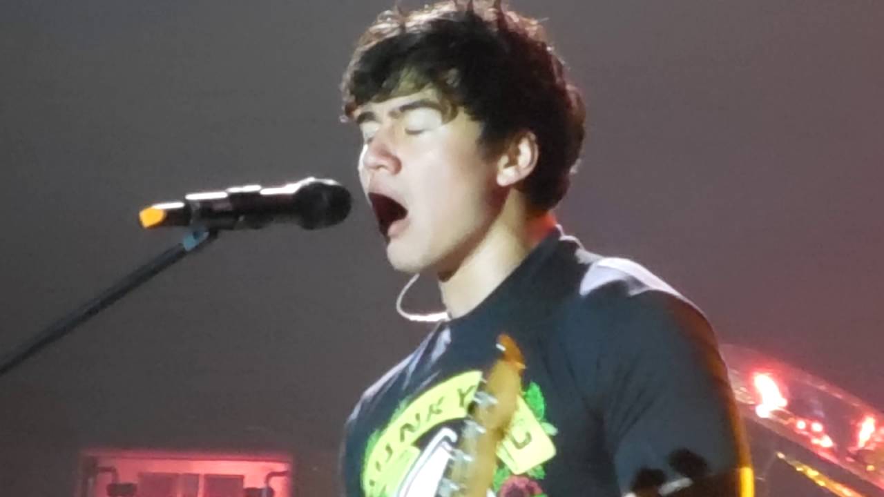 5sos permanent vacation sllfl cologne
