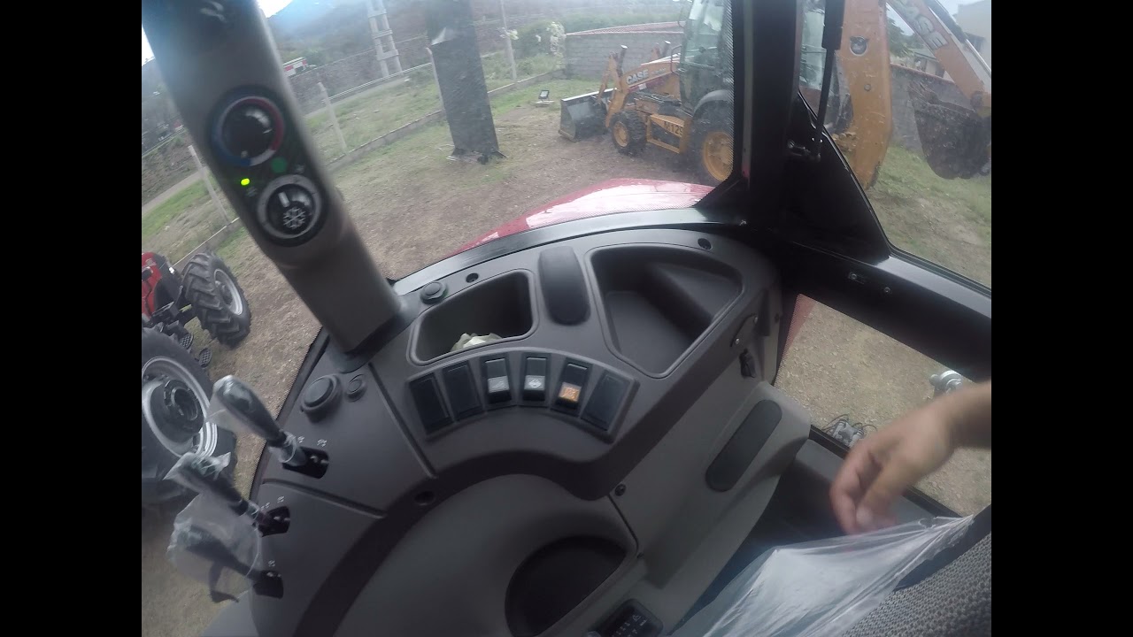 Tractor CASEIH Farmall 130A Cabina cerrada c/lev 3 puntos