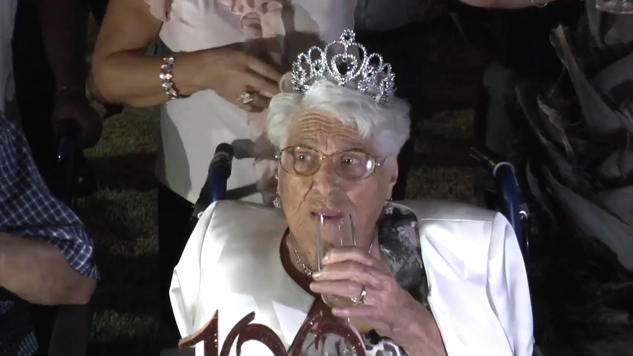 Caulonia: Auguri alla Centenaria Nonna Rosa, emozione e commozione