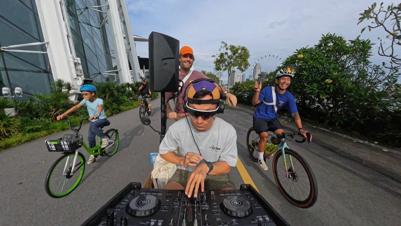 Uplifting House Music Mix on Cargo Bike | Singapore Marina Bay