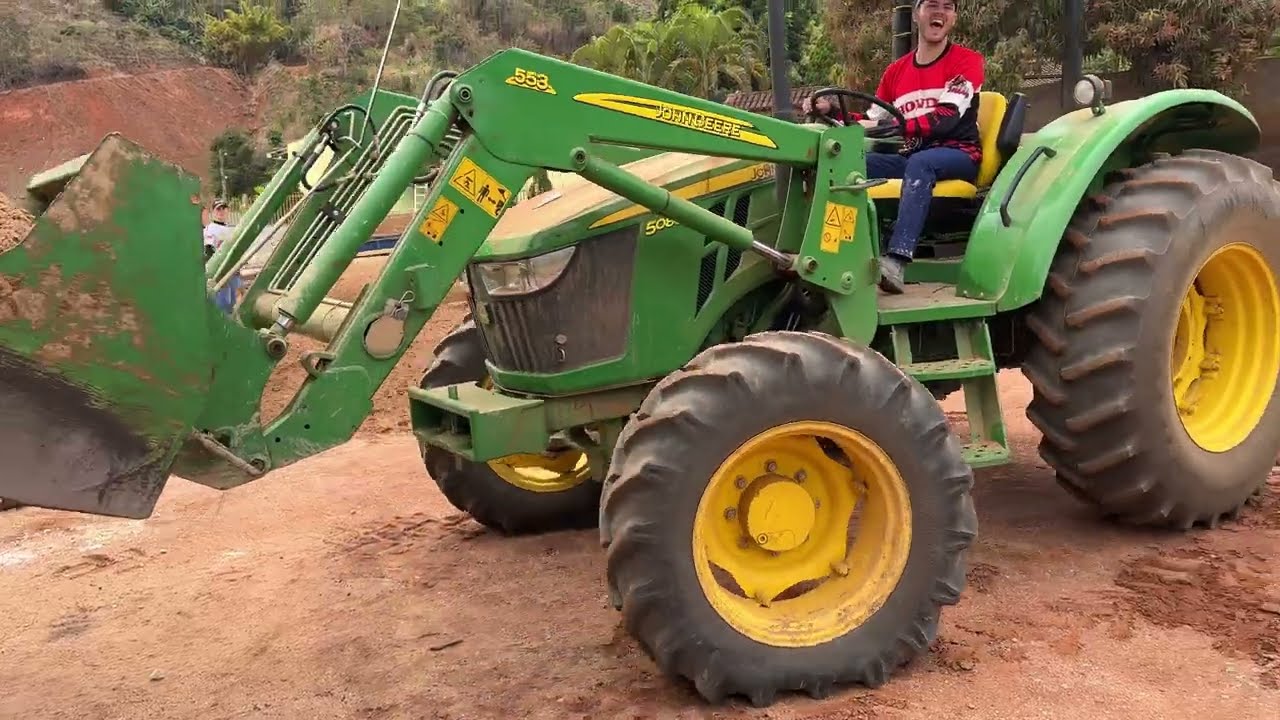 O TRATOR Fez Um ARRASO Na OBRA…