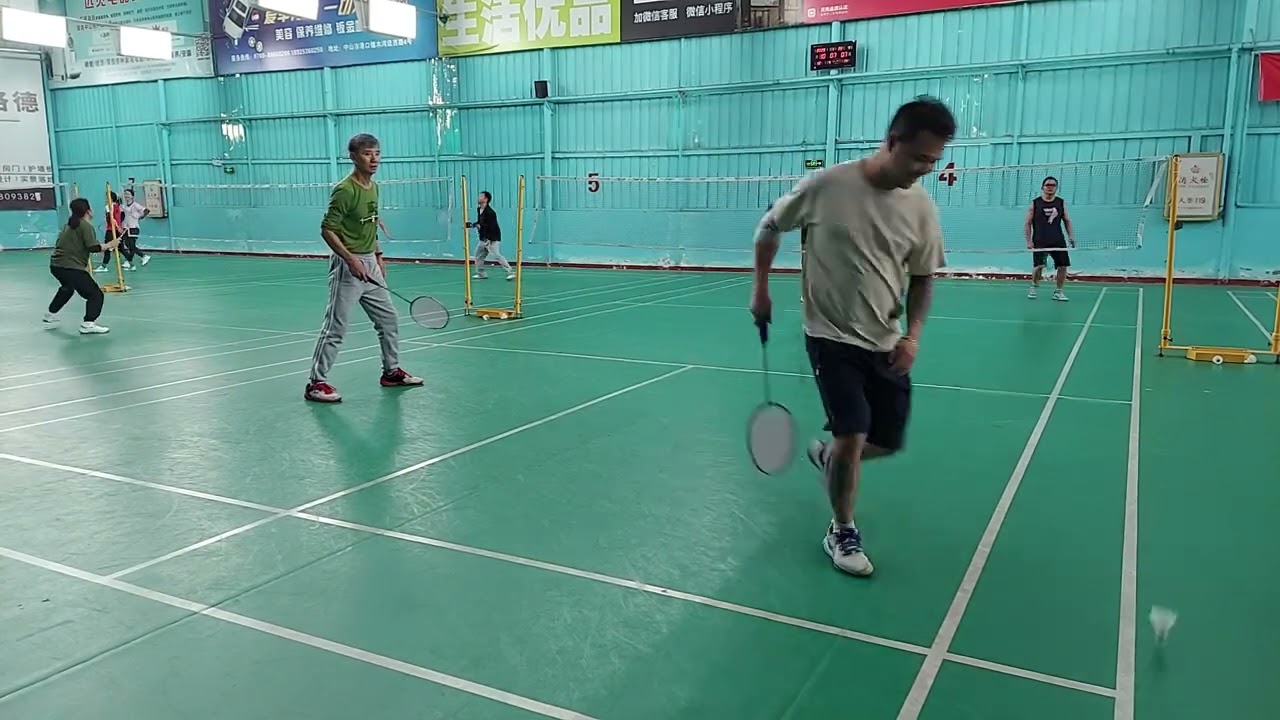 Badminton game, Zhongshan, China 1 22 26 4