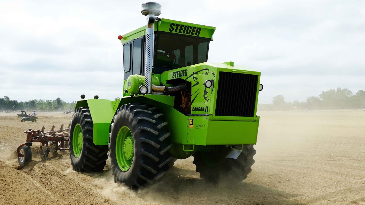 Steiger Cougar II - Plowing - Half Century of Progress Show 2023