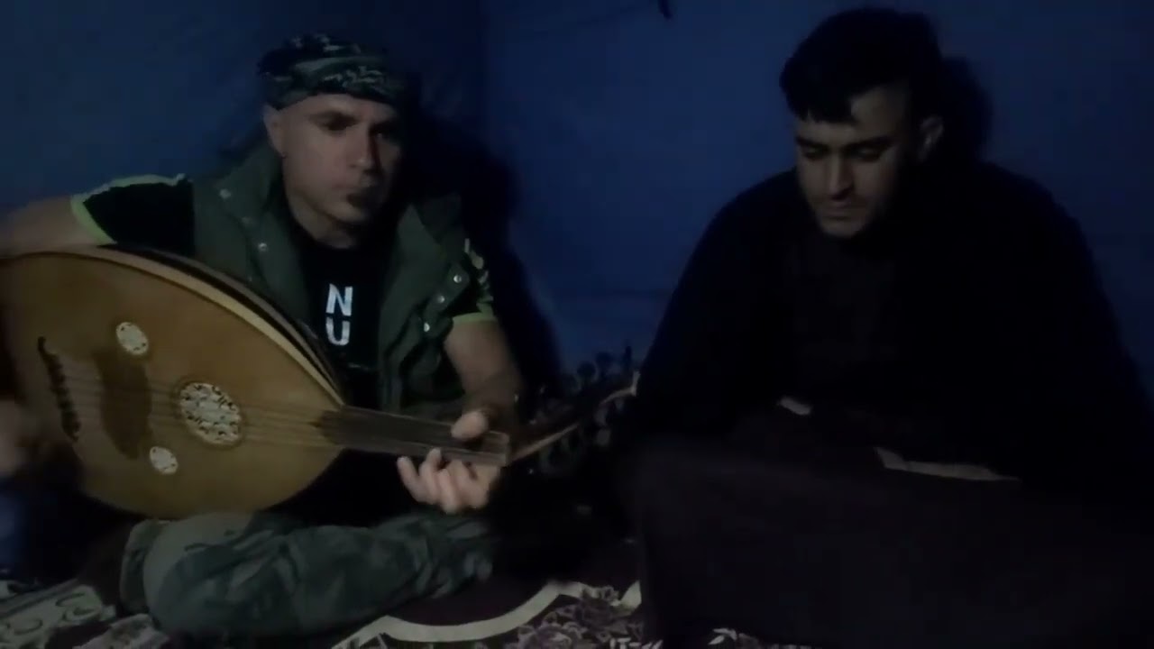 الفنان طارق الهلیچی مع العازف العود ابو لیث ناجی الزهیری