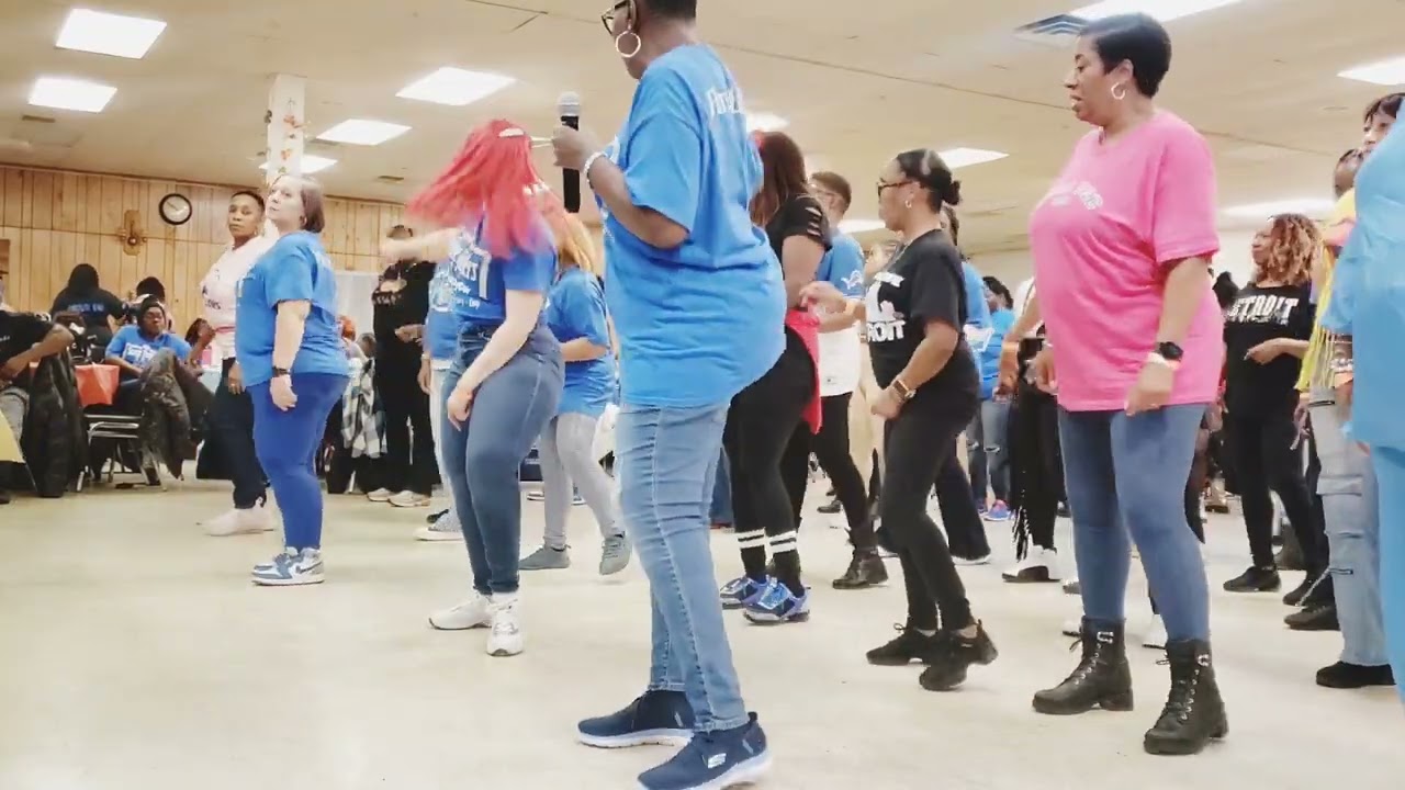 Создательница танца Feel the Need Line Dance Шарита Пиппинс, преподаватель Линды Шулер