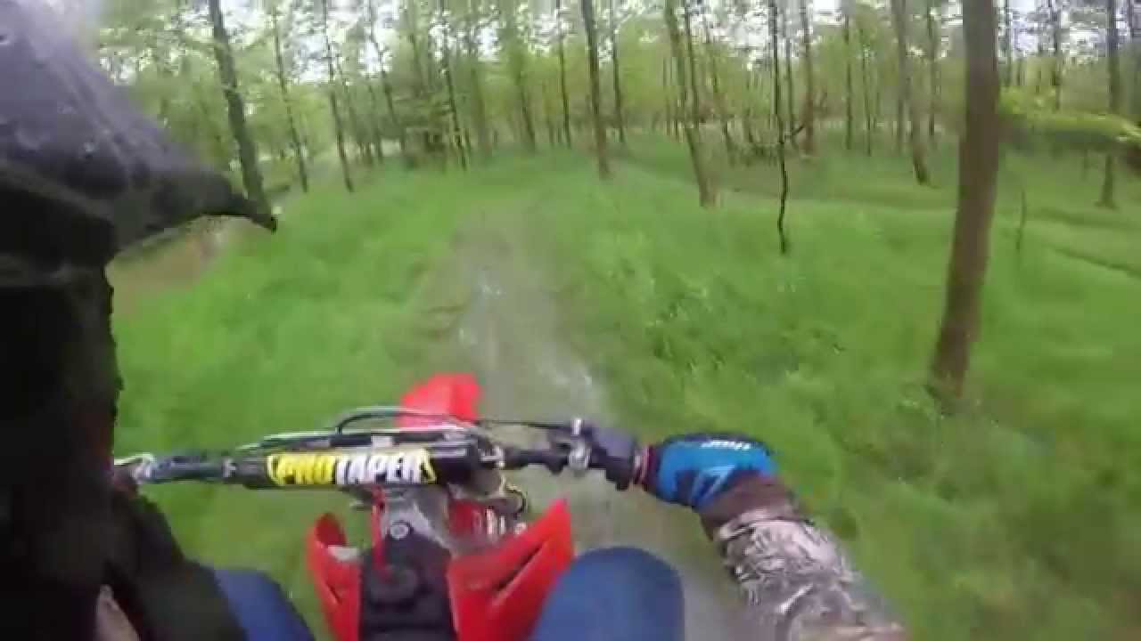 CR125 Trail Ride on rainy day ( Gopro )