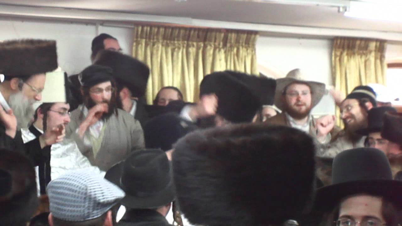 HaTzadik HaRav Tzvi Meir Zilberberg shlita Purim beyond in Jerusalem!
