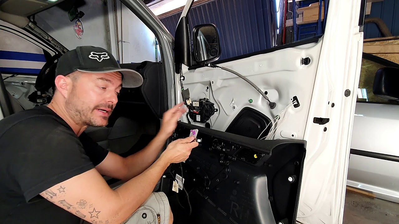 RESTYLING VOLKSWAGEN CADDY 2004 A 2017-2020 (VIDEO 3)