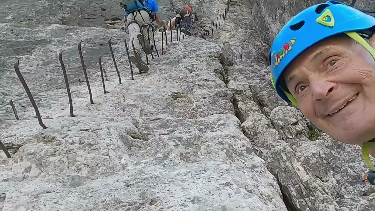 la scala del meneghel. giro attorno alla tofana di rozes