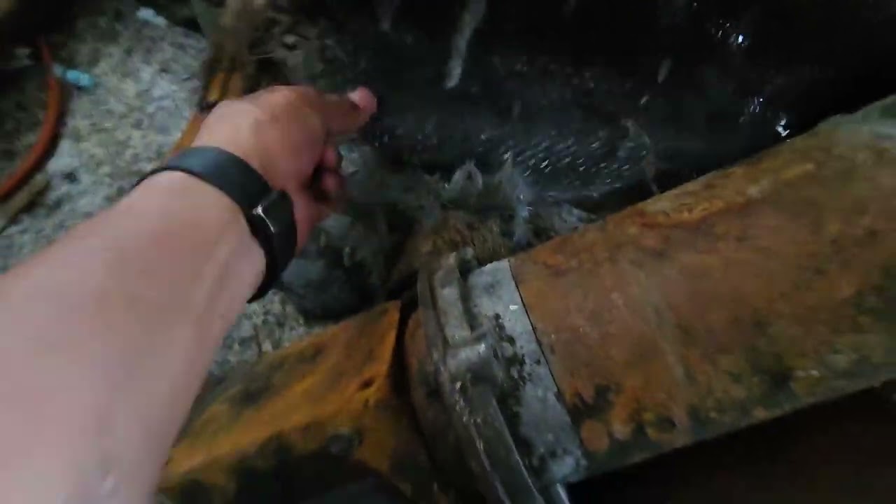 Destrucción total del toro mecánico no hay remedio una desgracia.