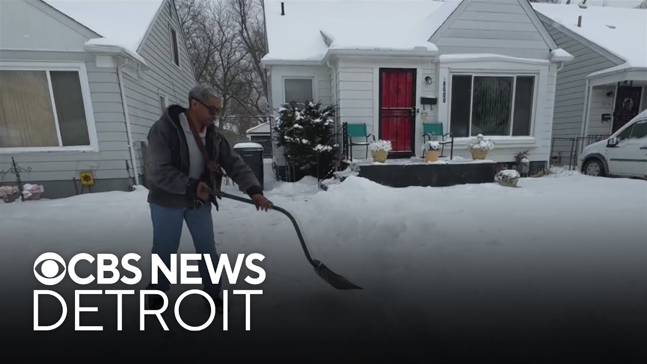 Shoveling help available for at-risk residents in Detroit