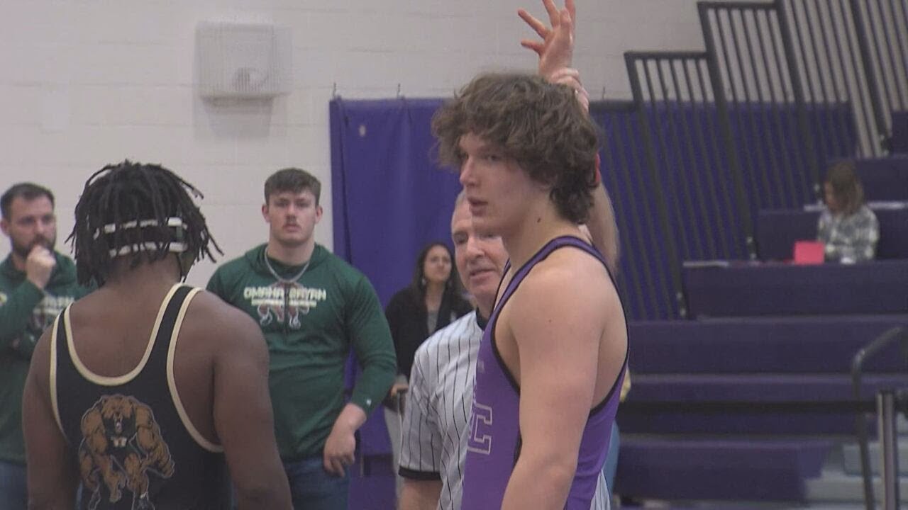 Grand Island wins District A-3 boys wrestling title