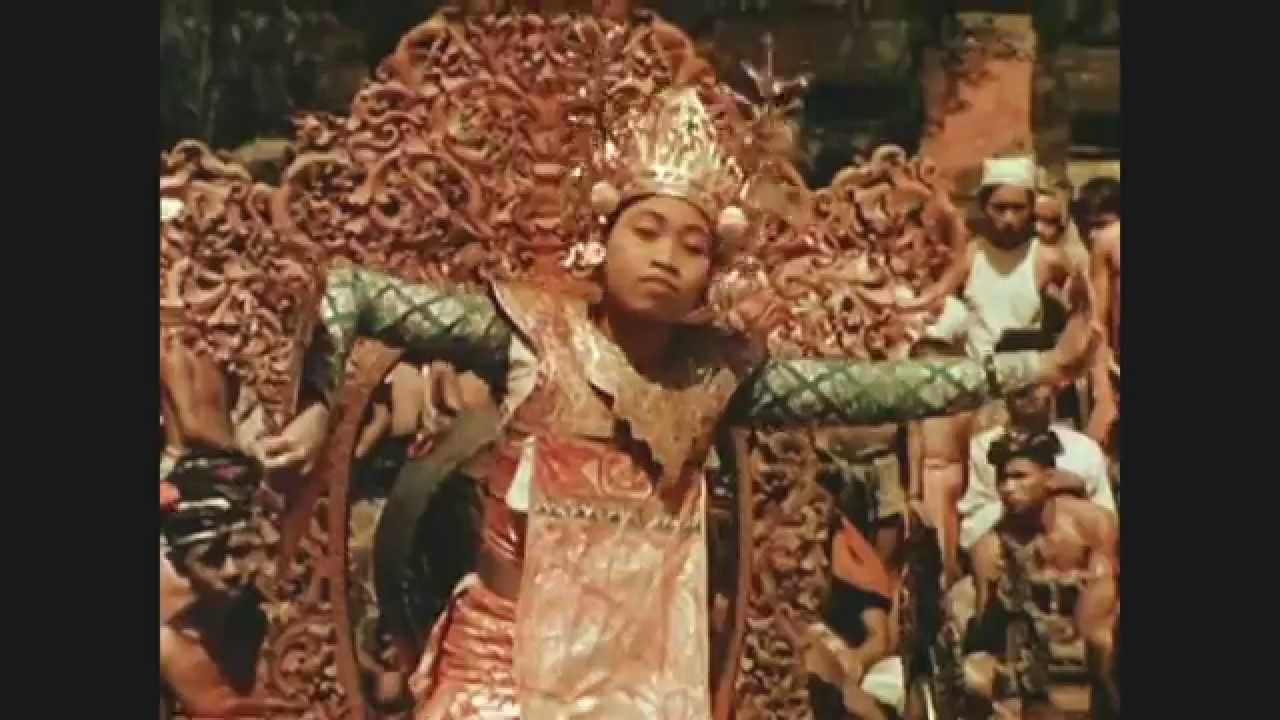The Legong - Old Balinese Dance  1933 (Tari Legong Bali)