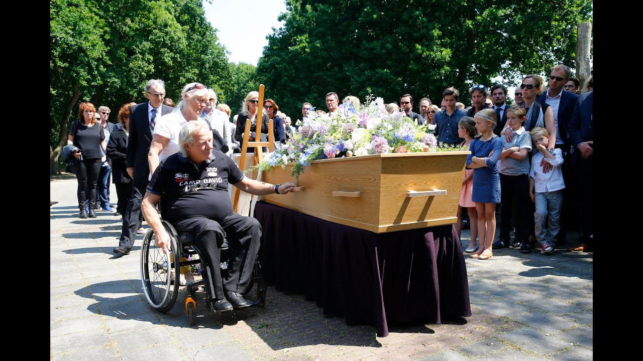 Begrafenis van Albert West vanuit de Sint-Jan in Den Bosch