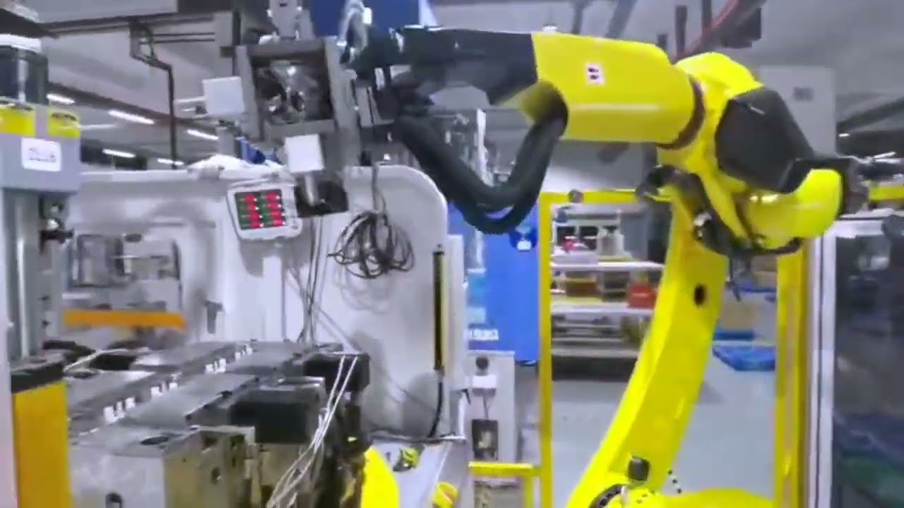 Auto parts nozzles feeding and unloading system robot type feeder