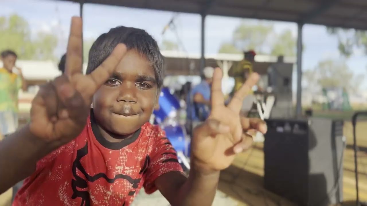 Arlywarre Desert Reggae - Thinking About My Home