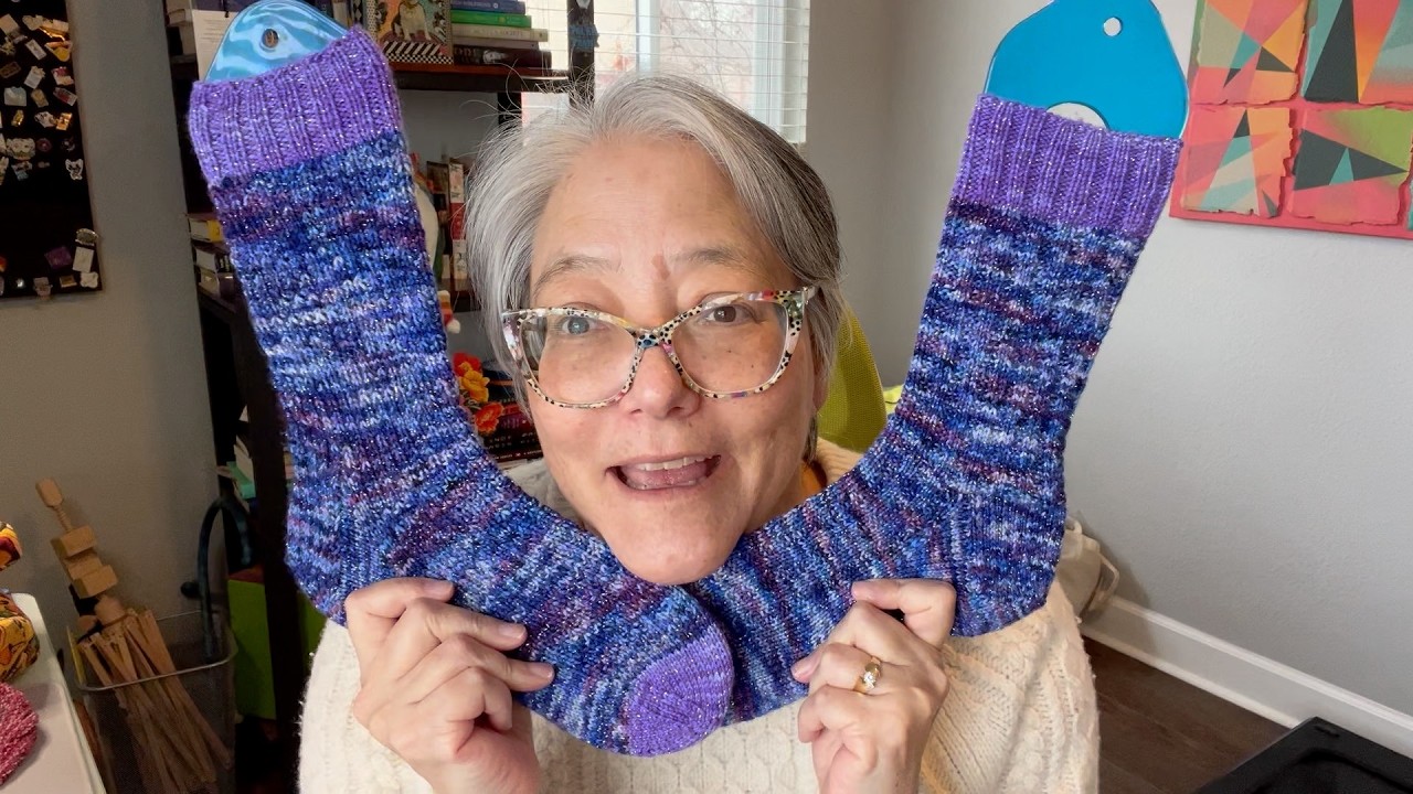 Vanilla Bean Socks | BobbleHeadKnits Ep. 129