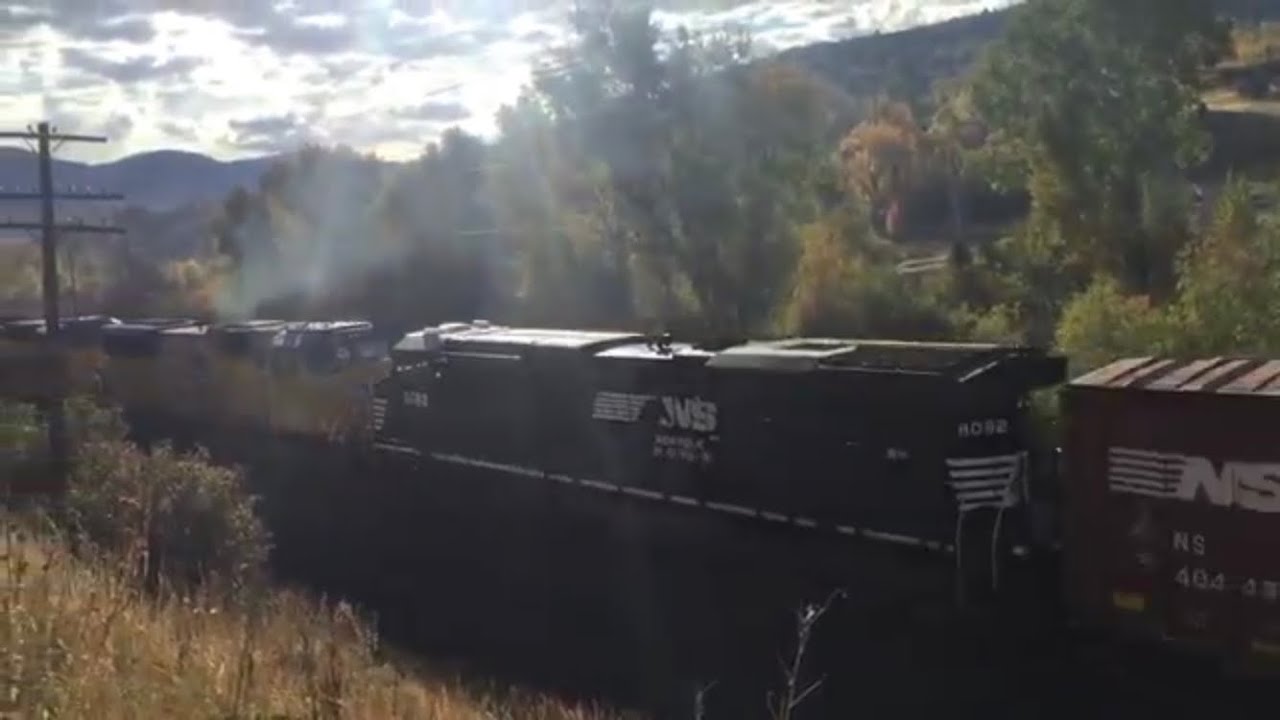 C45ACCTE 8044 leads the MRVNP through Mt. Green Utah with NS ES44AC 8192 4th out