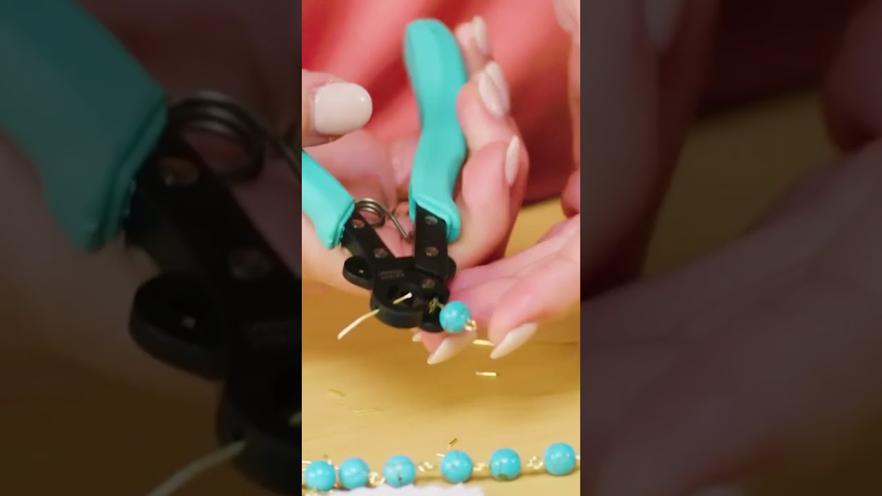 This tutorial will blow your mind!🤯 #jewelrymaking #bracelettutorial #craftingsupplies