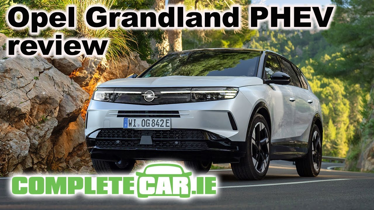 Opel Grandland PHEV review | 87km of electric range!